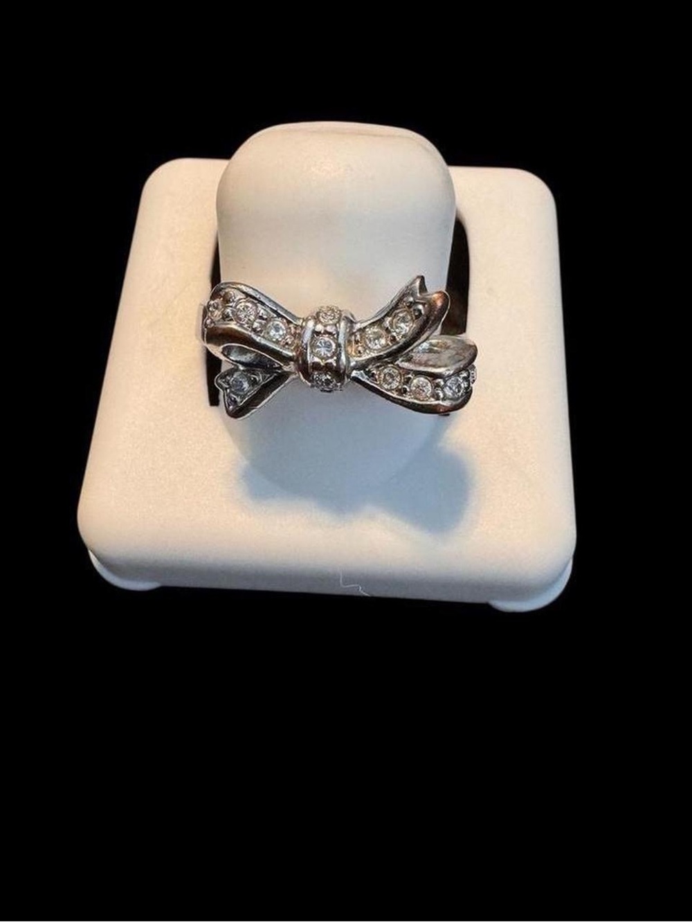 Juicy Couture Crystal Bow Silver Tone Ring – Size 6